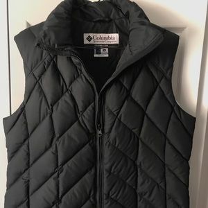Black puffer vest